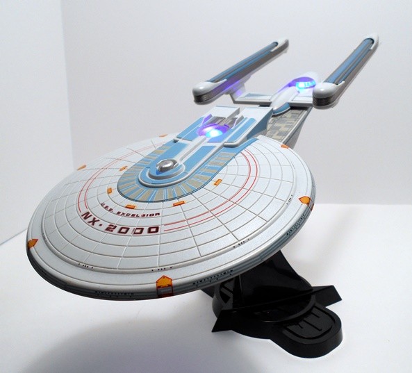 Star Trek Starship Legends: USS Excelsior NX-2000 (“Search For Spock ...